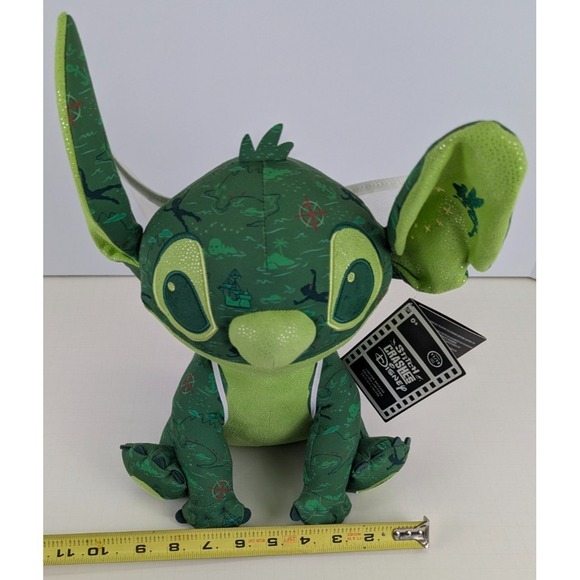 Disney Stitch Crashes Peter Pan Plush Series 11 of 12 Limited Release NWT - Picture 10 of 10